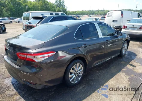 2018 Toyota Camry Le from USA, damaged, VIN 4T1B11HK8JU007334